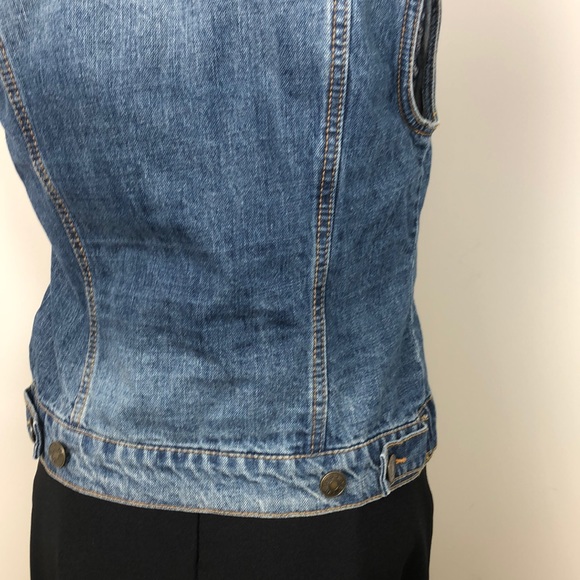 BDG Urban Outfitters Blue Denim Studded Jean Vest Size S - Picture 11 of 15